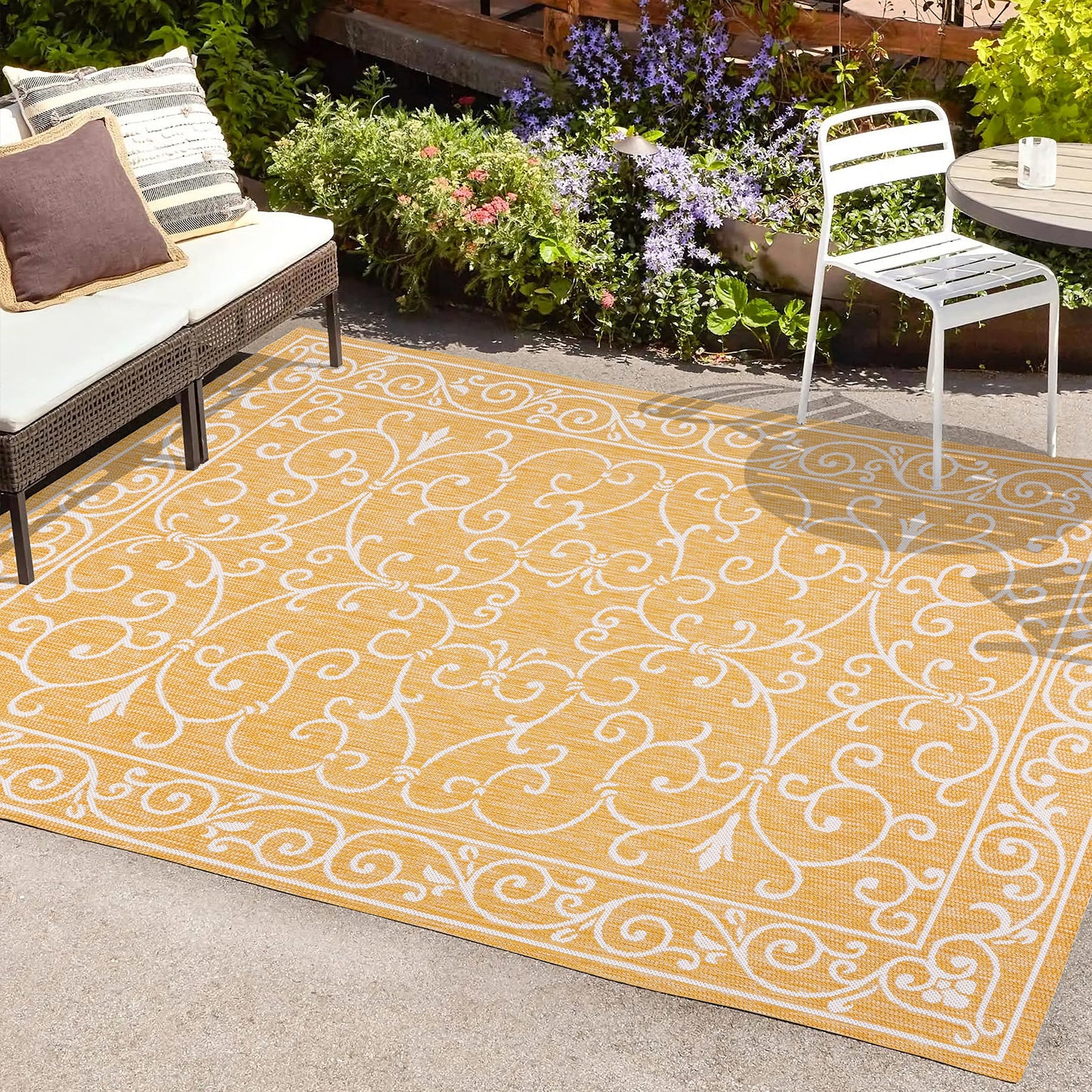 JONATHAN Y SMB106B-3 Charleston Vintage Filigree Textured Weave Indoor/Outdoor Red/Beige 3 ft. x 5 ft. Area-Rug, Classic,Easy-Cleaning,HighTraffic,LivingRoom,Backyard, Non Shedding