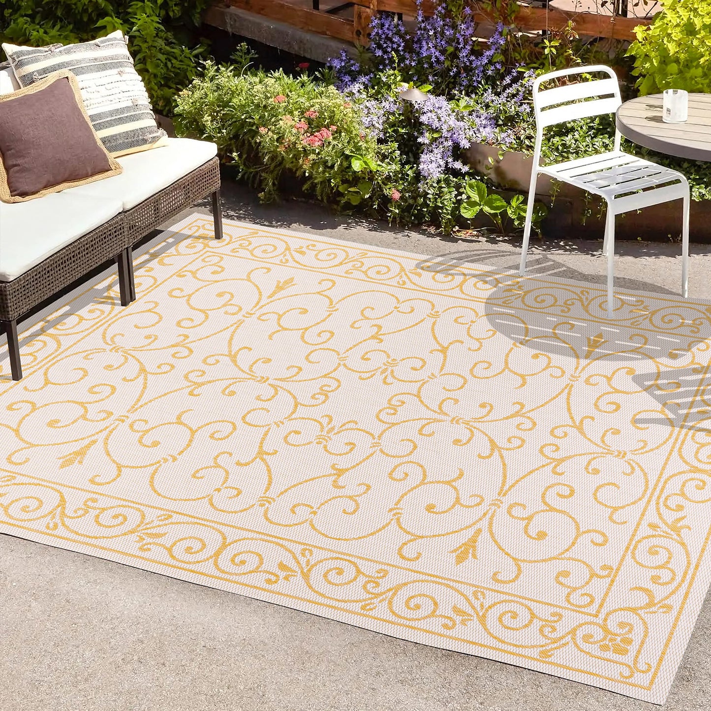 JONATHAN Y SMB106B-3 Charleston Vintage Filigree Textured Weave Indoor/Outdoor Red/Beige 3 ft. x 5 ft. Area-Rug, Classic,Easy-Cleaning,HighTraffic,LivingRoom,Backyard, Non Shedding